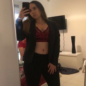 Meet your Posher, Denise